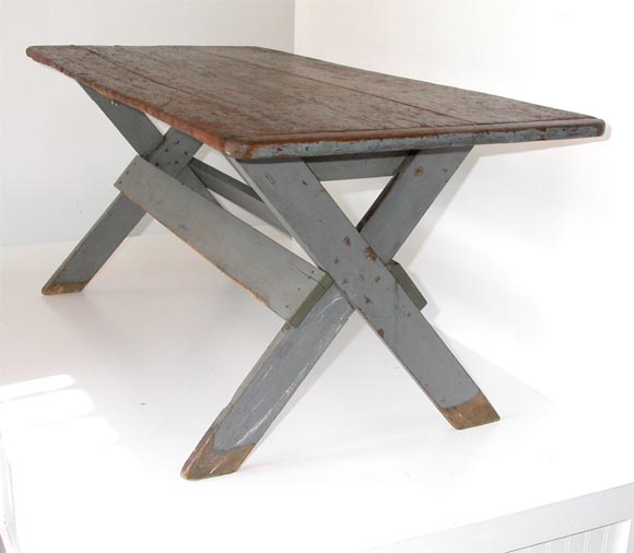 19THC  ORIGINAL PAINTED SAWBUCK TABLE