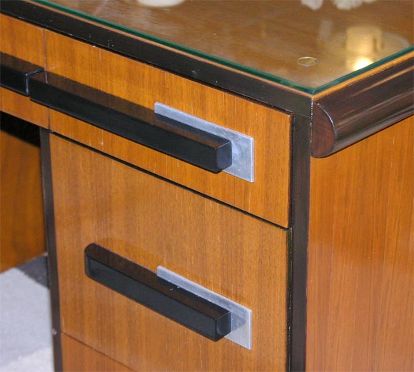 Art Deco Machine Age Desk by Donald Deskey In Excellent Condition In New York, NY
