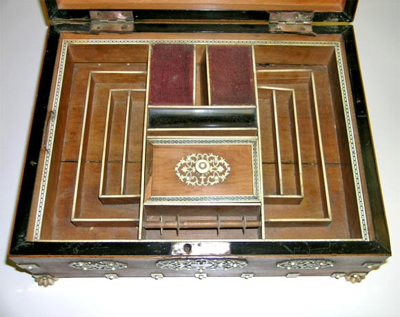 An Anglo-Indian ivory-mounted hardwood table box For Sale 2