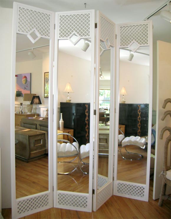 4 panel screen in white lacquered wood and mirror.Each panel measures 19 x 96.