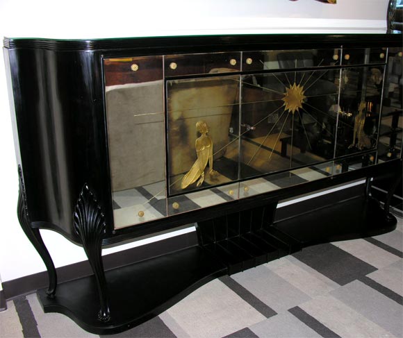 Spectacular Sideboard Attributed to Gio Ponti