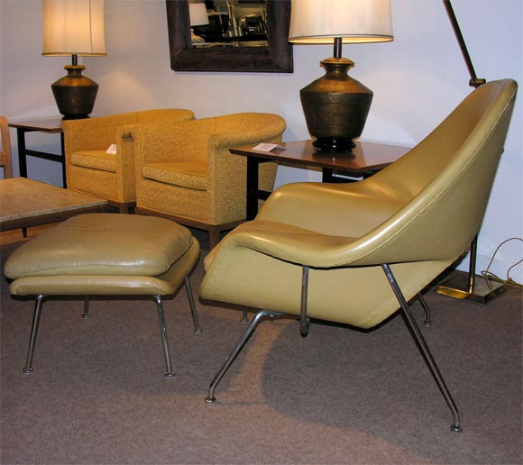 "Womb Chair" with Matching Ottoman in Leather by Eero Saarinen