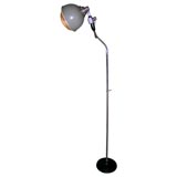 Industrial lamp with gooseneck stem and wooden handle