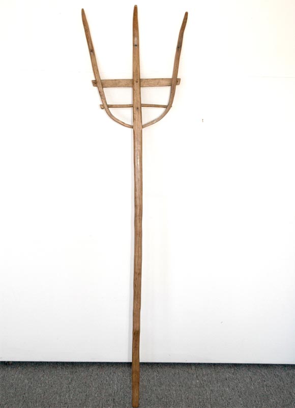 19THC  HICKORY HAY FORK