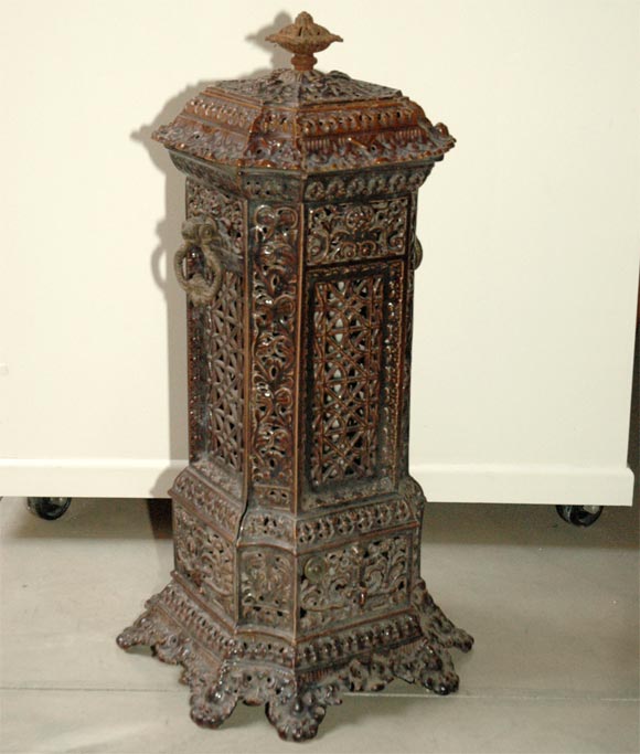 Ceramic salamandra/gas heater, beautifully preserved, honey brown color