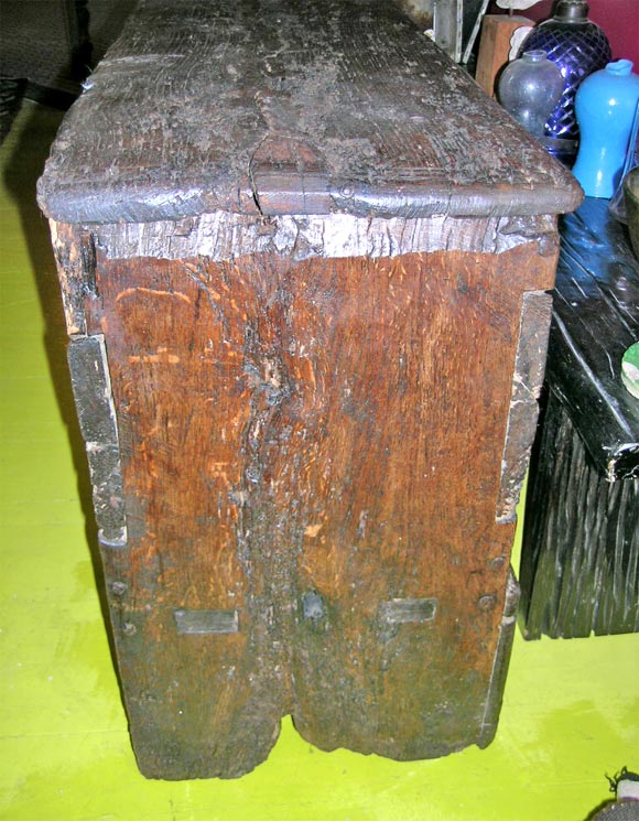 17th Century French  Wooden Storage Trunk For Sale 6