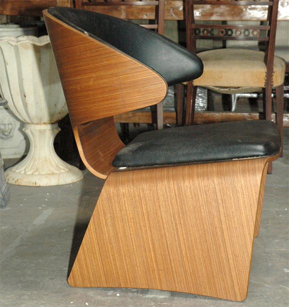 Wood Hans Olsen Bikini Chair in Black Leather