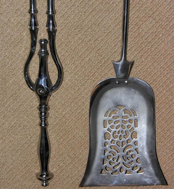 English 19th Century Polished Steel Fire Tools For Sale 1