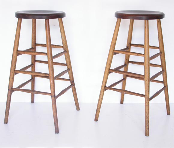 PAIR OF BAR STOOLS NATURAL OLD SURFACE