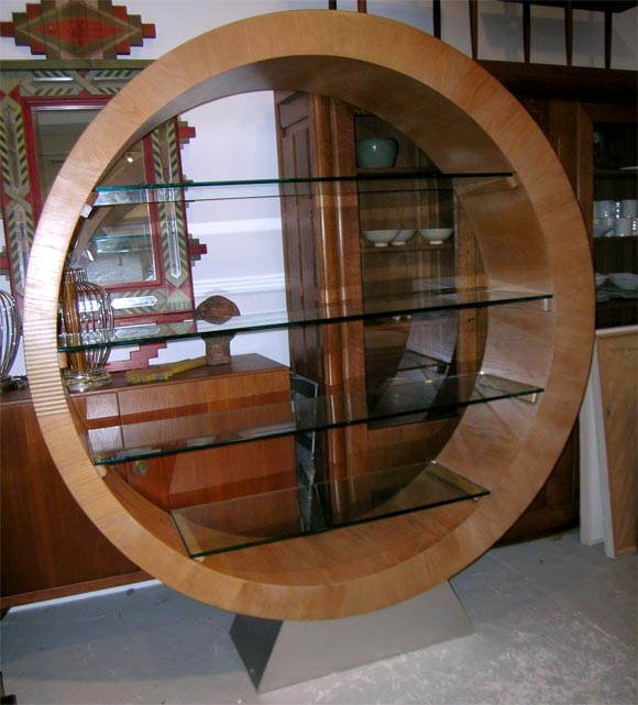 American ROUND BOOKSHELF