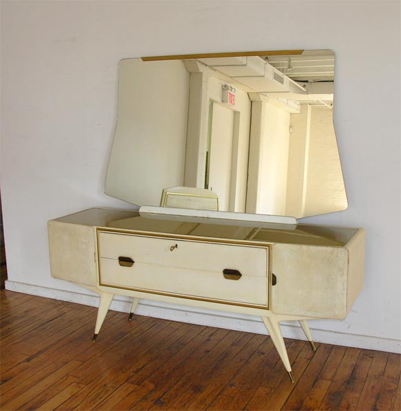 commode attributed to Gio Ponti
