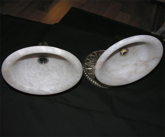 Pair of Modern Deco-Style Wall Sconces In Good Condition For Sale In Bridgewater, CT