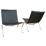 Pair of PK 22 chairs by Poul Kjaerholm editioned by EKold