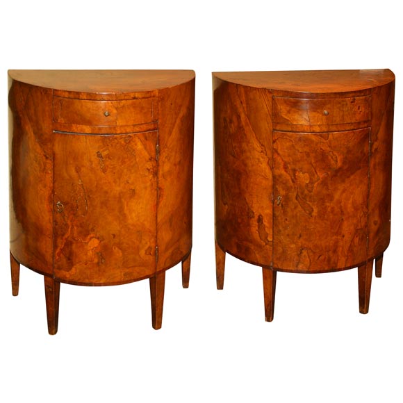 Pair of commodes For Sale
