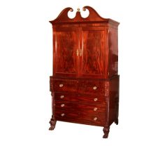 Bonnet Topped Empire Linen Press