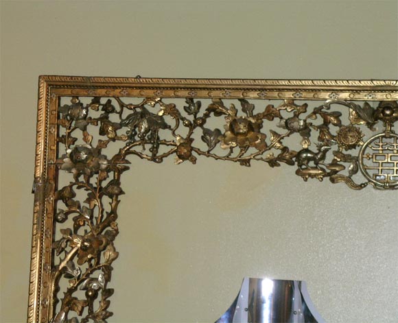Sculpté Arche chinoise dorée en vente