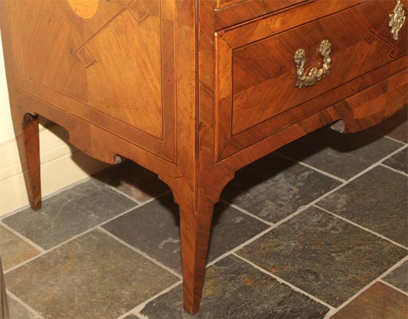 Italian marquetry commode with sienna marble top For Sale 3