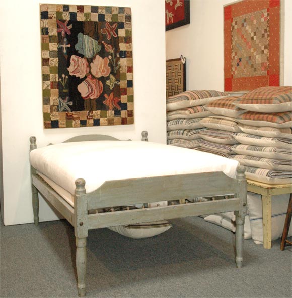 19THC ORIGINAL BLUE/GREY PAINTED ROPE BED FROM PENNSYLVANIA