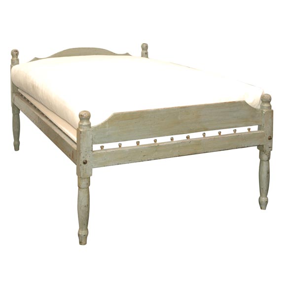 19THC ORIGINAL BLUE/GREY PAINTED ROPE BED FROM PENNSYLVANIA