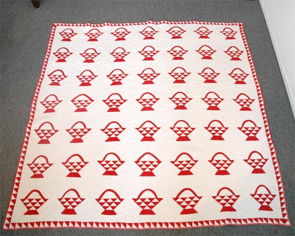 19TH C. MINI BASKETS QUILT