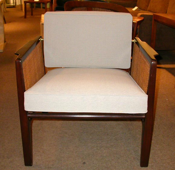 Pair of louinge chairs with pivot back desiged by Edward Wormley