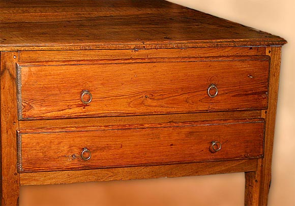 SMALL WALNUT COMMODE