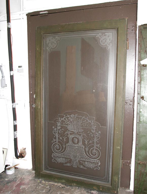 Finestra Veneziana, beautiful relief etched glass window-door with symbols of the Republica Veneta. Bronze hardware.