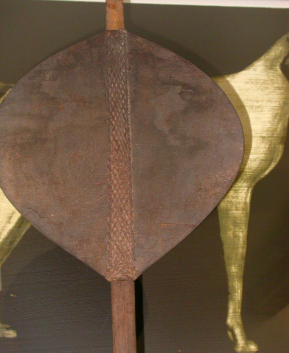 19th Century Mentawai Islands Ceremonial Oars and Fan In Good Condition For Sale In New York, NY