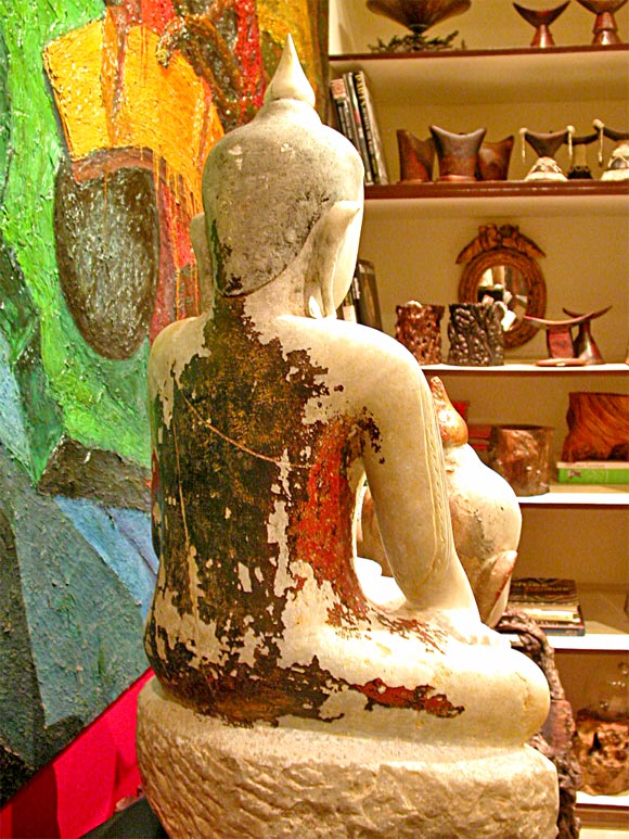 Burmese Alabaster Seated Buddha, 18th century 6