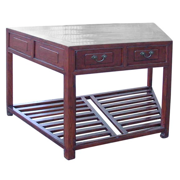 Mid 19tC. Q'ing Dynasty Jiangsu Jumu Wood French Polished Angled Desk For Sale