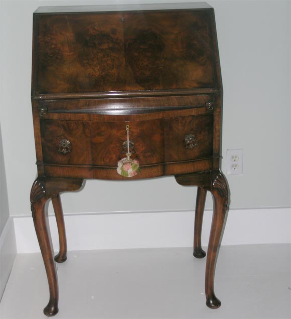 English  writing desk