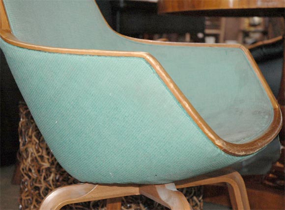 Pair of Giraffe Chairs by Arne Jacobsen In Distressed Condition For Sale In Los Angeles, CA
