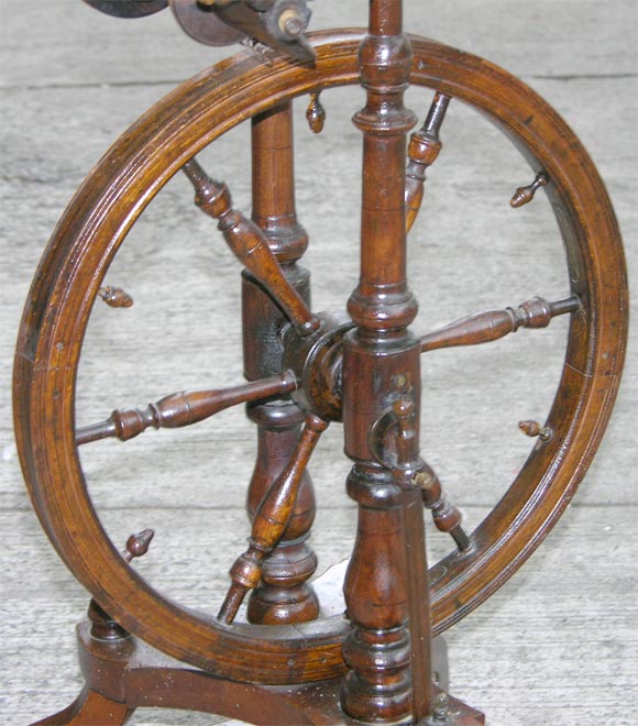 Walnut Antique Spinning Wheel
