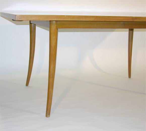 Sabre Leg Dining Table by Harvey Probber In Good Condition For Sale In New York, NY