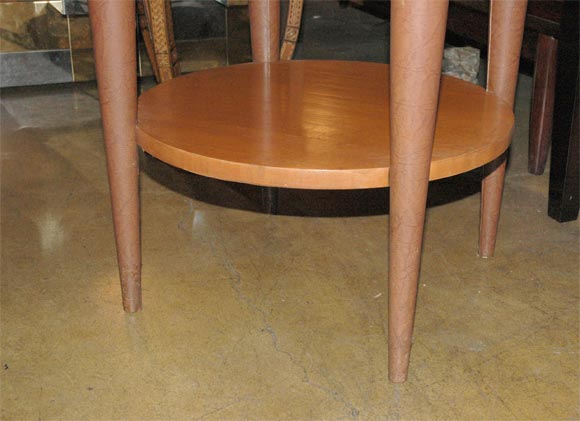 Occasional table by Gilbert Rohde for Herman Miller. In Fair Condition In Los Angeles, CA