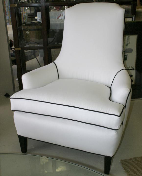 Pair of White High-Back Armchairs 1