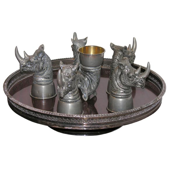 drinking goblets set by GUCCI.