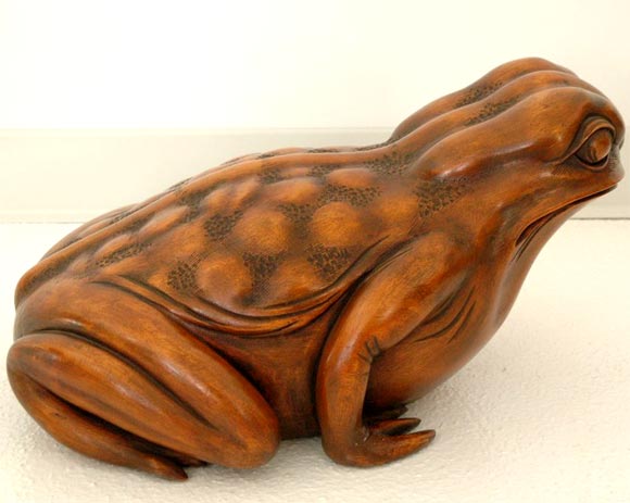 A Carved Wood Toad from the Deutsch Estate 2