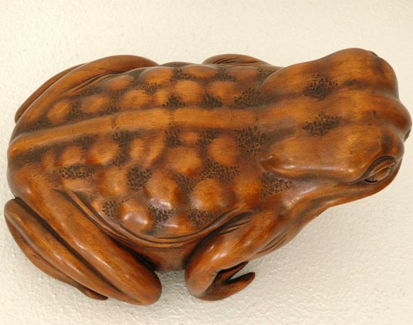 A Carved Wood Toad from the Deutsch Estate 4