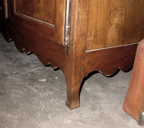 French Fruitwood Server