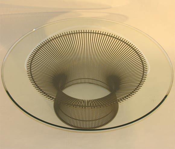 American Mod Round Cocktail Table by Warren Platner for Knoll