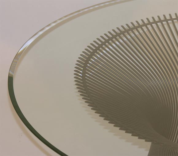 Mod Round Cocktail Table by Warren Platner for Knoll In Excellent Condition In New York, NY