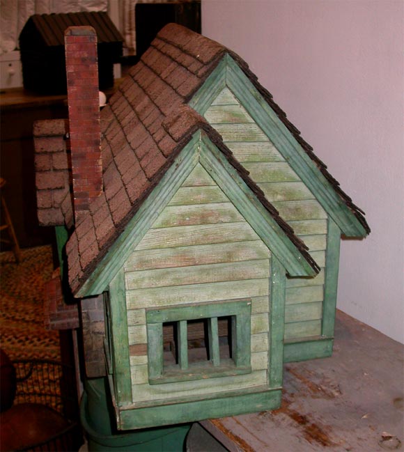 1890's wooden Victorian dollhouse 4