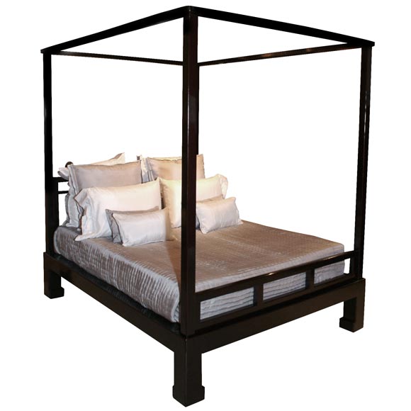 Black Lacquer Bed