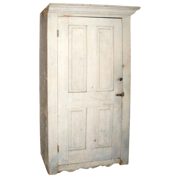 19THC ORIGINAL WHITE PAINTED CUPBOARD