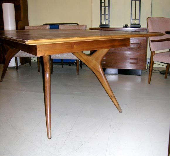 Rosewood dining table by Vladimir Kagan 2