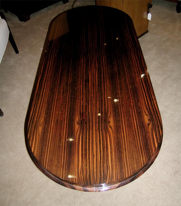 A Oval Art Deco Cocktail Table in Macassar Ebony