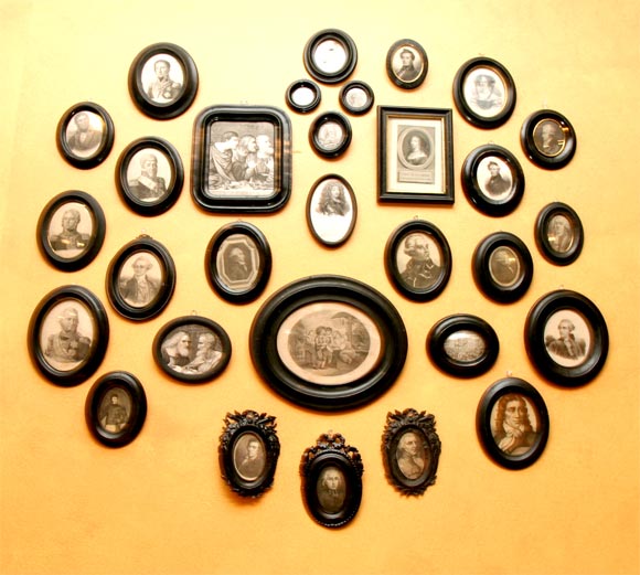 A Set of  30  Black  Small Decorative Frames