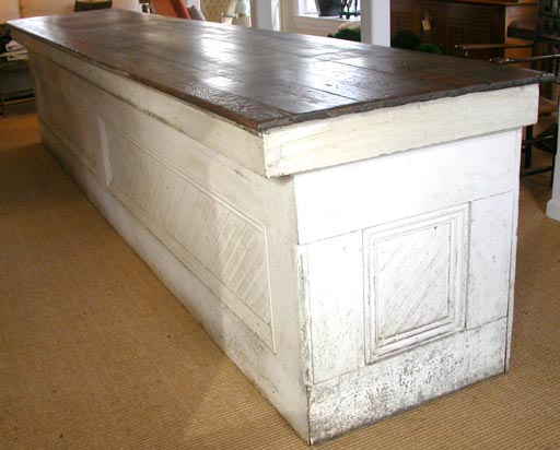 19th Century Merchant's Counter For Sale 1