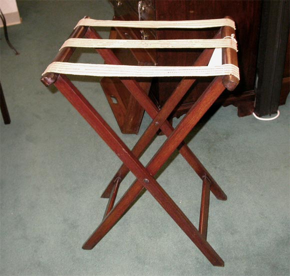 Antique English Mahogany Butler's Tray In Good Condition In Port Chester, NY